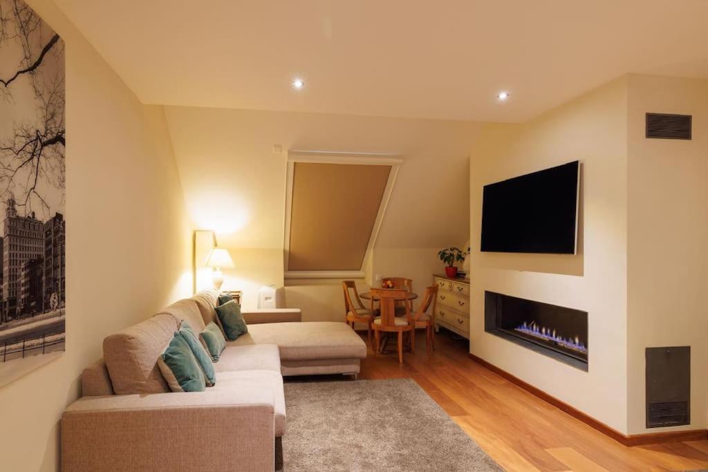 Cosy A 2 Minutes Du Apartment